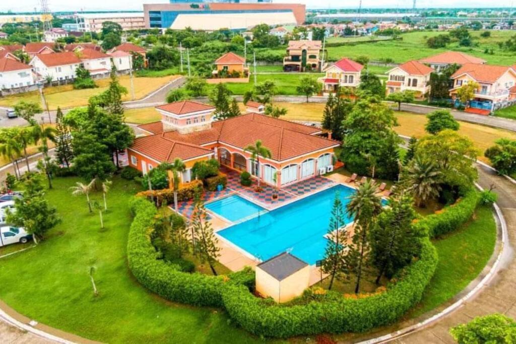A Cozy 2-Bedroom Home In Malolos - Prime Location Exteriér fotografie